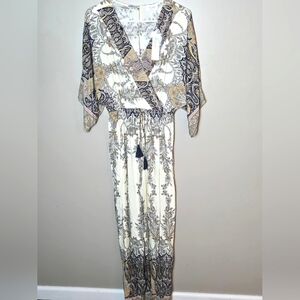NWT Women's BlueIvy Boho Paisley Deep V-Neck Jumpsuit, Size Small
